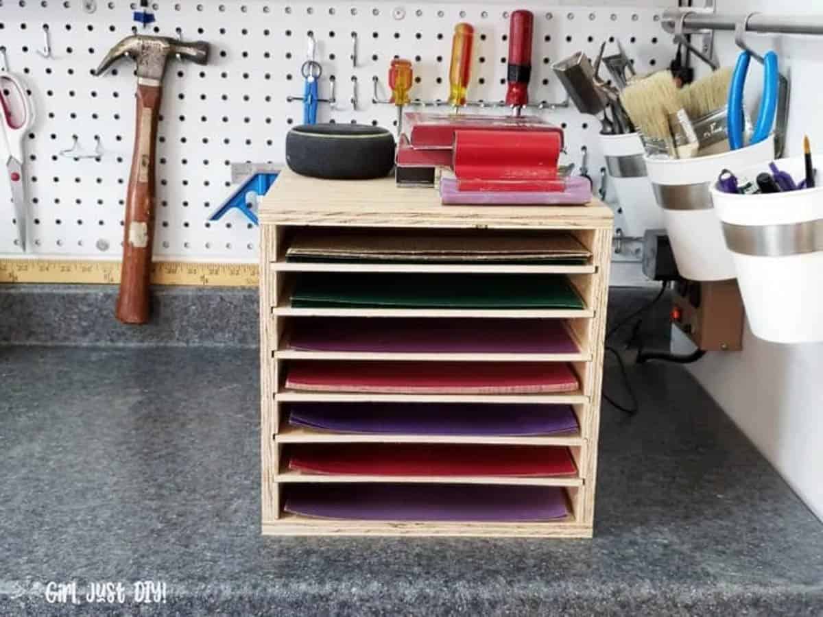Organizer for sandpaper made with scrap wood