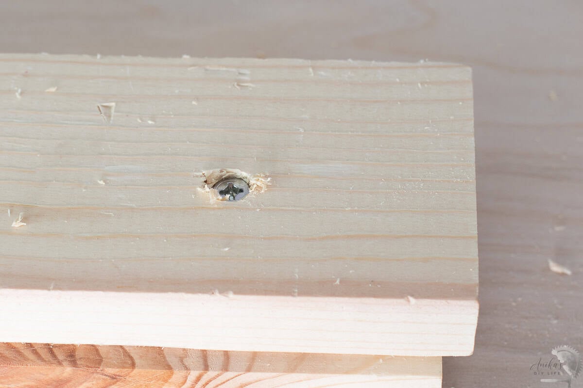 countersunk screw in the wood without using a special bit.