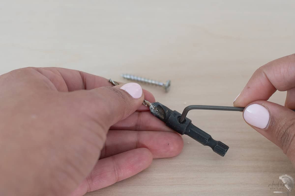 setting the depth of the countersinking bit